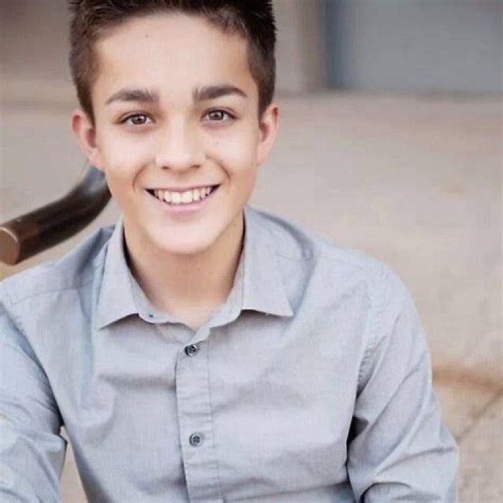 Zack Torres (Dancer) - Age, Birthday, Bio, Facts, Family, Net Worth, Height & More