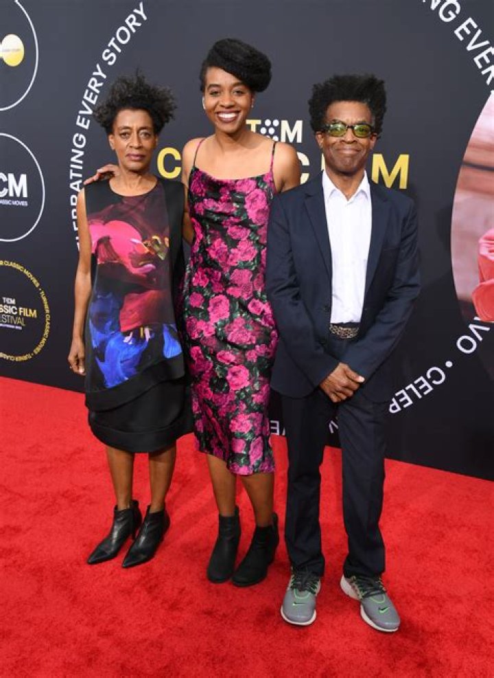 Zelda Harris Biography, Age, Height, Husband, Net Worth, Family